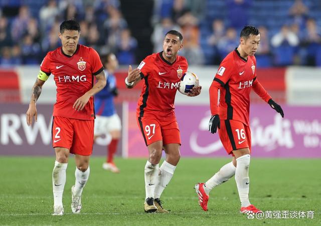 冲刺阶段突围战来临,上海海港围绕欧篮联外线爆发,引发热议,赛季目标并未改变(在最后冲刺阶段进行再动员) 冲刺阶段突围战来临,上海海港围绕欧篮联外线爆发,引发热议,赛季目标并未改变(在最后冲刺阶段进行再动员)